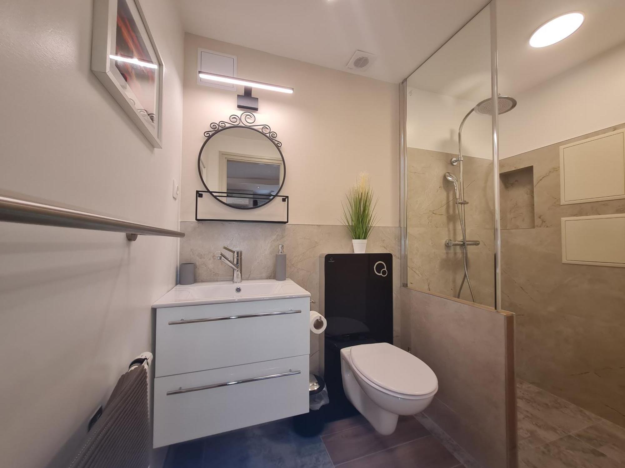 Csever Apartman Тата Экстерьер фото