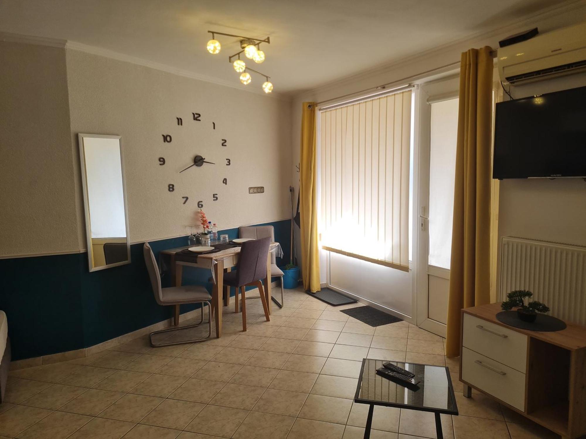 Csever Apartman Тата Экстерьер фото